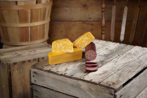 Gourmet Wisconsin Cheese & Sausage Snack Pack (BC11)